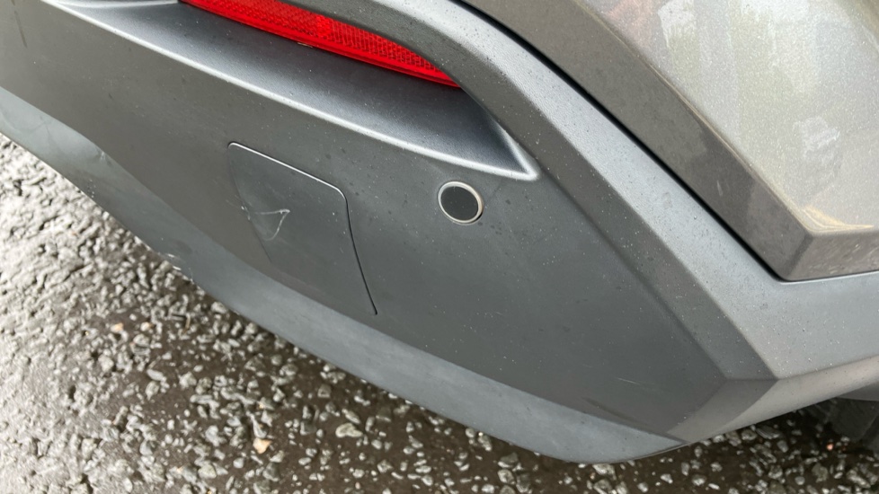 Nissan Juke 1.0 DiG-T N-Connecta 5dr Petrol Hatchback - Image 26