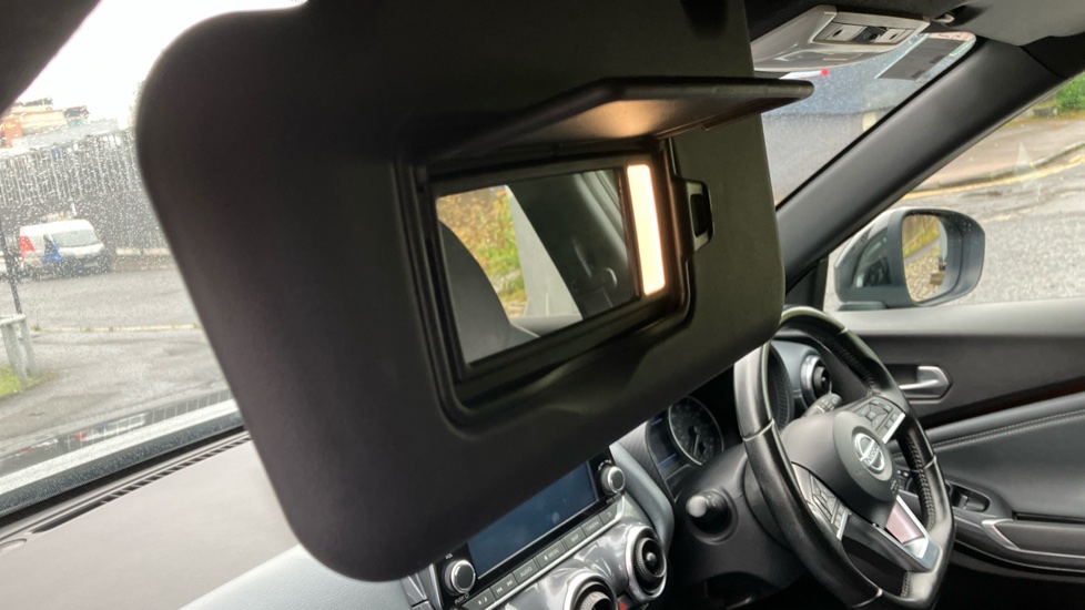 Nissan Juke 1.0 DiG-T N-Connecta 5dr Petrol Hatchback - Image 39