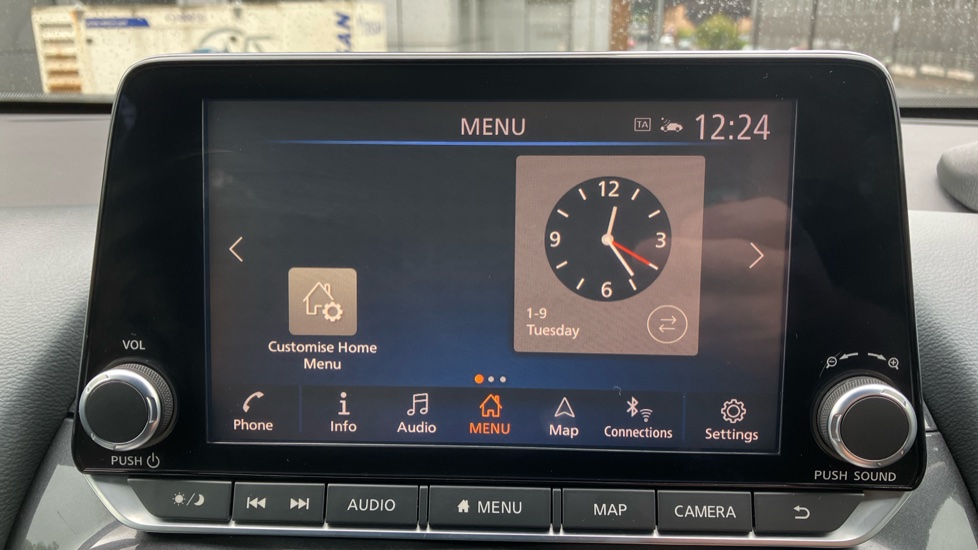 Nissan Juke 1.0 DiG-T N-Connecta 5dr Petrol Hatchback - Image 46