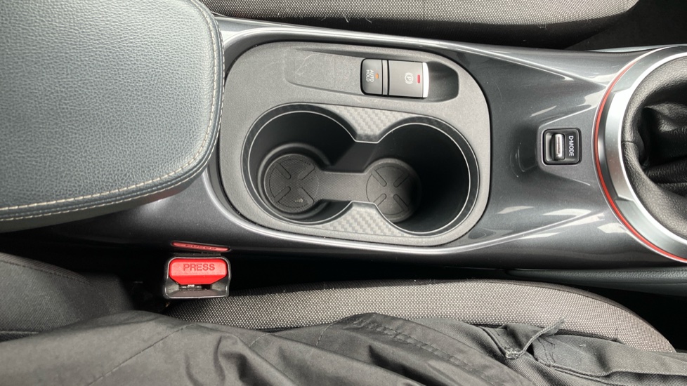Nissan Juke 1.0 DiG-T N-Connecta 5dr Petrol Hatchback - Image 51