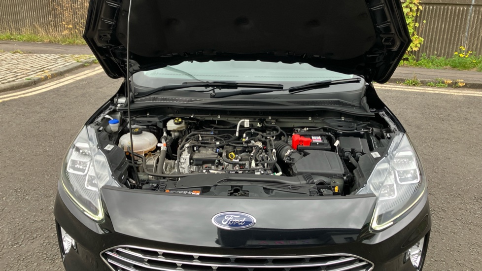 Ford Kuga 1.5 EcoBoost 150 Titanium Edition 5dr Petrol Estate - Image 8