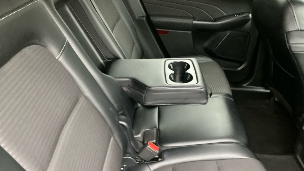 Ford Kuga 1.5 EcoBoost 150 Titanium Edition 5dr Petrol Estate - Image 32