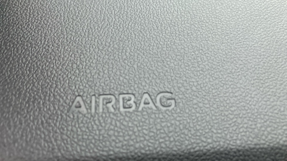 Ford Kuga 1.5 EcoBoost 150 Titanium Edition 5dr Petrol Estate - Image 38