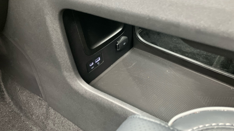 Jaecoo 7 1.5T SHS-P Luxury 5dr Auto Estate - Image 40