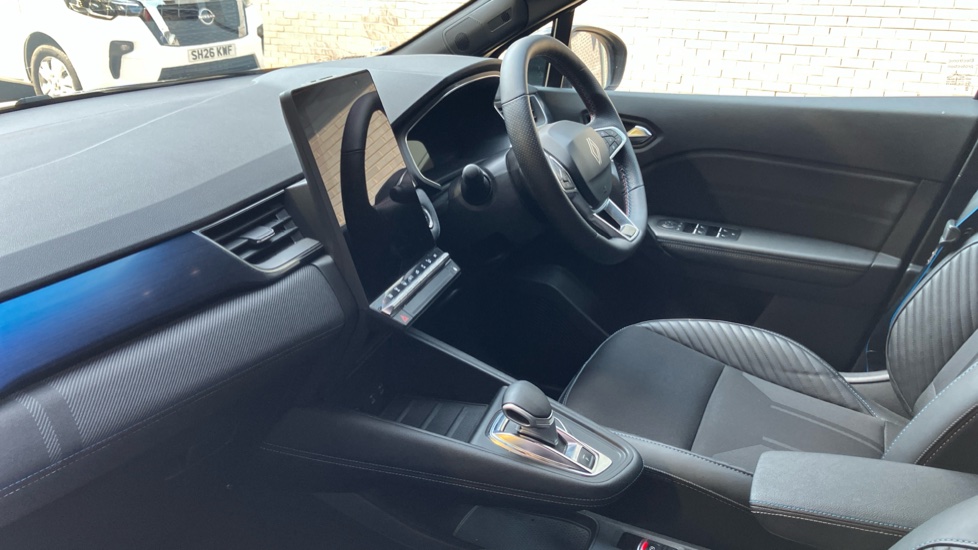 Renault Symbioz 1.6 E-Tech FHEV 145 Techno Esprit Alpine 5dr Auto Hybrid Estate - Image 9