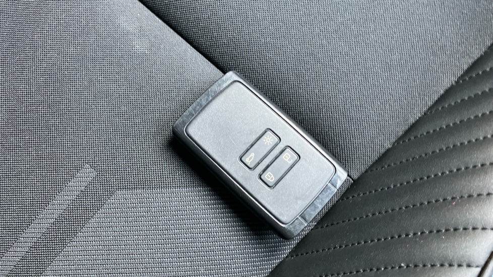 Renault Symbioz 1.6 E-Tech FHEV 145 Techno Esprit Alpine 5dr Auto Hybrid Estate - Image 20