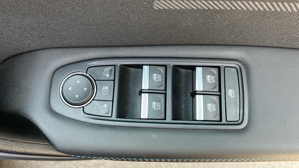 Renault Symbioz 1.6 E-Tech FHEV 145 Techno Esprit Alpine 5dr Auto Hybrid Estate - Image 30