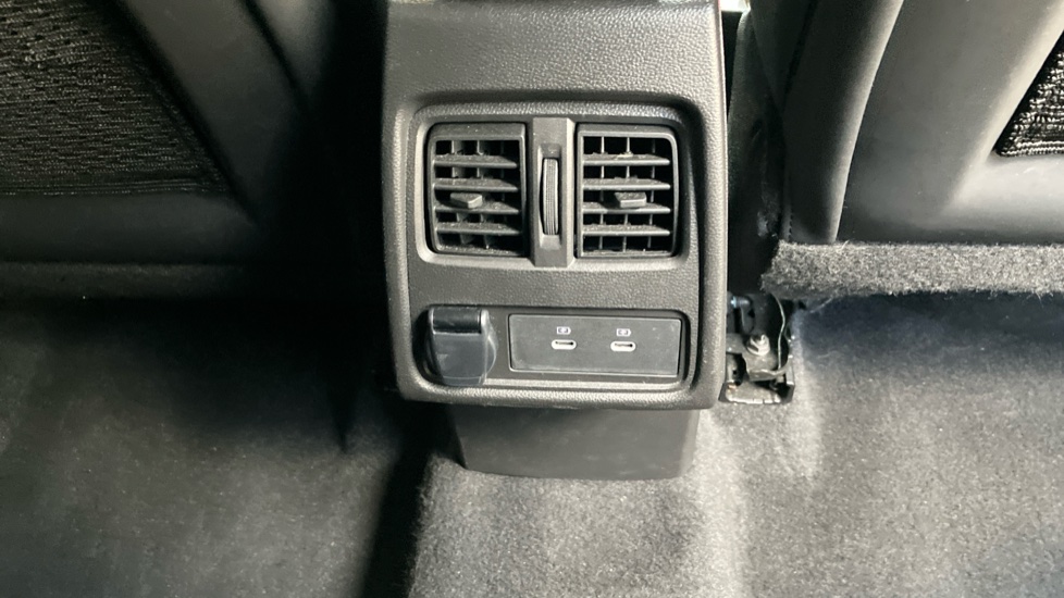 Renault Symbioz 1.6 E-Tech FHEV 145 Techno Esprit Alpine 5dr Auto Hybrid Estate - Image 34