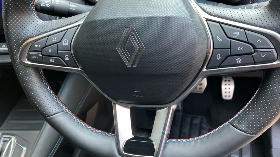 Renault Symbioz 1.6 E-Tech FHEV 145 Techno Esprit Alpine 5dr Auto Hybrid Estate - Image 46