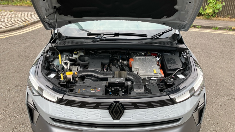 Renault Symbioz 1.6 E-Tech FHEV 145 Techno Esprit Alpine 5dr Auto Hybrid Estate - Image 8