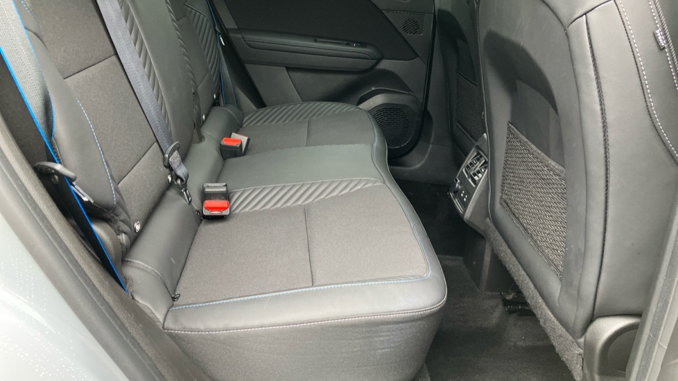 Renault Symbioz 1.6 E-Tech FHEV 145 Techno Esprit Alpine 5dr Auto Hybrid Estate - Image 16