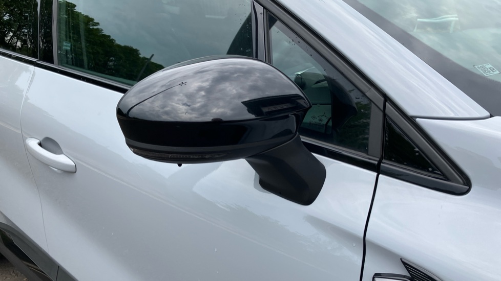 Renault Symbioz 1.6 E-Tech FHEV 145 Techno Esprit Alpine 5dr Auto Hybrid Estate - Image 23
