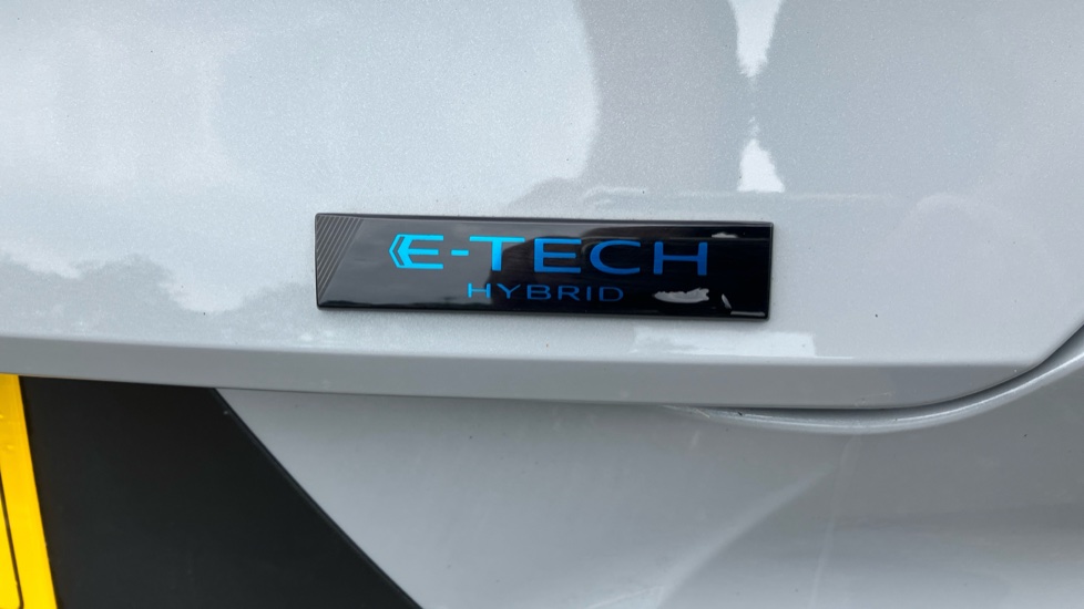 Renault Symbioz 1.6 E-Tech FHEV 145 Techno Esprit Alpine 5dr Auto Hybrid Estate - Image 27