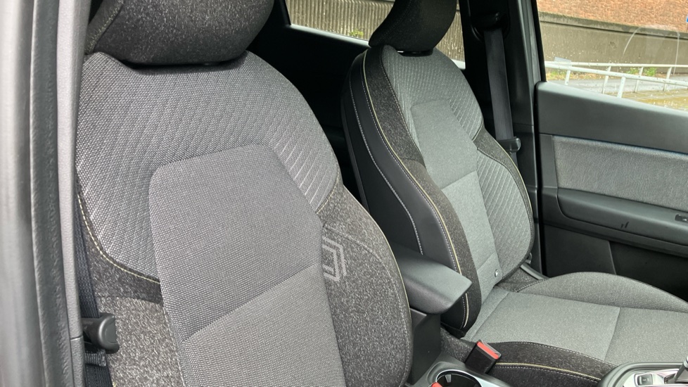 Renault Symbioz 1.6 E-Tech FHEV 145 Techno 5dr Auto Hybrid Estate - Image 26