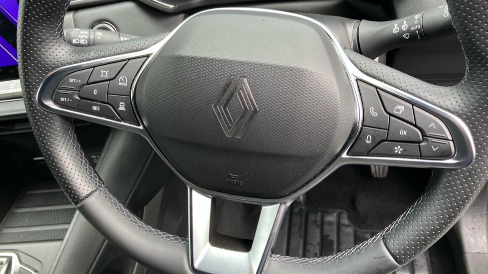 Renault Symbioz 1.6 E-Tech FHEV 145 Techno 5dr Auto Hybrid Estate - Image 43