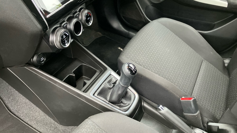 Suzuki Swift 1.2 Dualjet SHVS SZ5 ALLGRIP 5dr Petrol Hatchback - Image 13