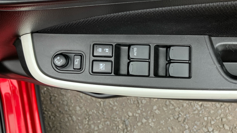 Suzuki Swift 1.2 Dualjet SHVS SZ5 ALLGRIP 5dr Petrol Hatchback - Image 27