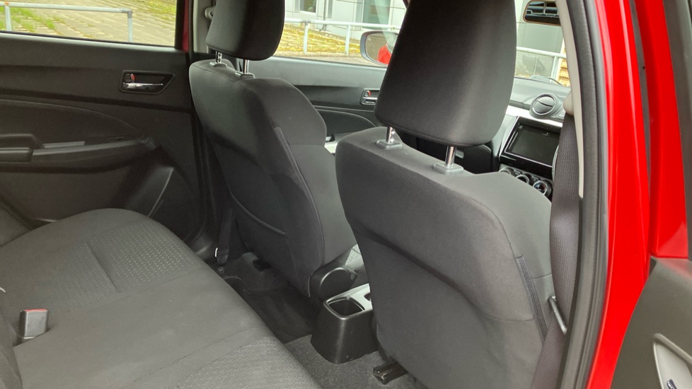 Suzuki Swift 1.2 Dualjet SHVS SZ5 ALLGRIP 5dr Petrol Hatchback - Image 28