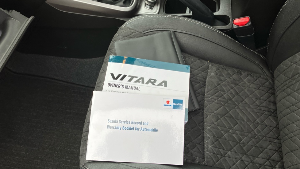 Suzuki Vitara 1.4 Boosterjet 48V Hybrid SZ5 ALLGRIP 5dr Petrol Estate - Image 19