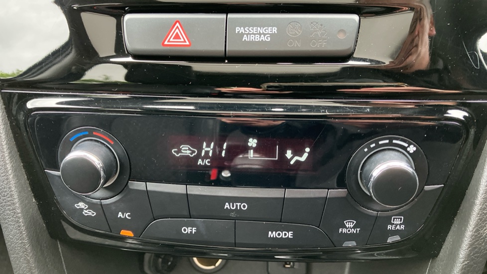 Suzuki Vitara 1.4 Boosterjet 48V Hybrid SZ5 ALLGRIP 5dr Petrol Estate - Image 44
