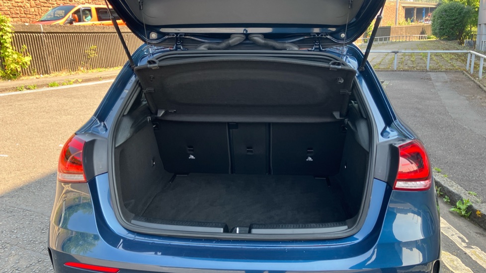 Mercedes-Benz A-Class A200d Exclusive Edition 5dr Auto Diesel Hatchback - Image 4