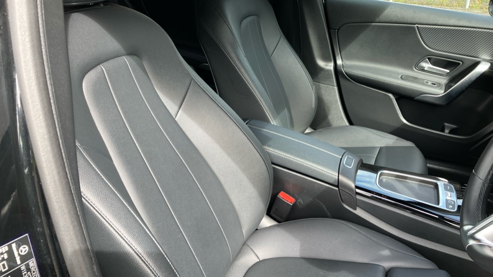 Mercedes-Benz A-Class A180 Sport Executive 5dr Auto Petrol Hatchback - Image 26