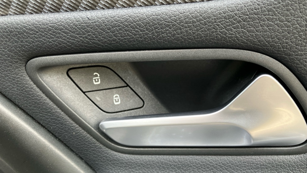 Mercedes-Benz A-Class A180 Sport Executive 5dr Auto Petrol Hatchback - Image 29