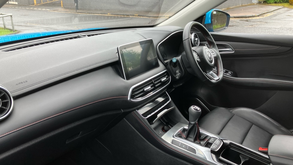 MG HS 1.5 T-GDI SE 5dr Petrol Hatchback - Image 9