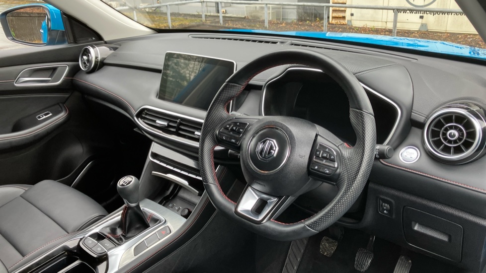 MG HS 1.5 T-GDI SE 5dr Petrol Hatchback - Image 11