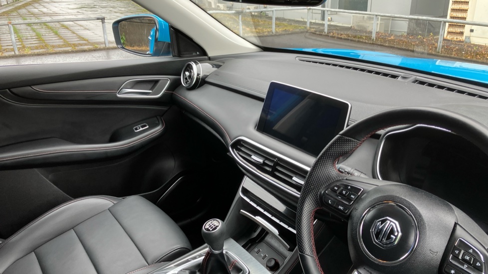 MG HS 1.5 T-GDI SE 5dr Petrol Hatchback - Image 14