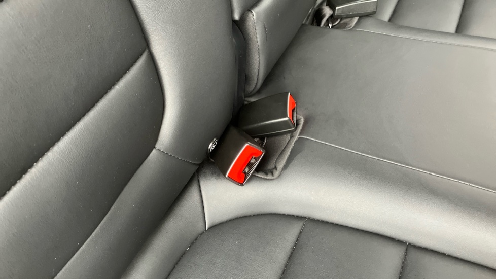 MG HS 1.5 T-GDI SE 5dr Petrol Hatchback - Image 17
