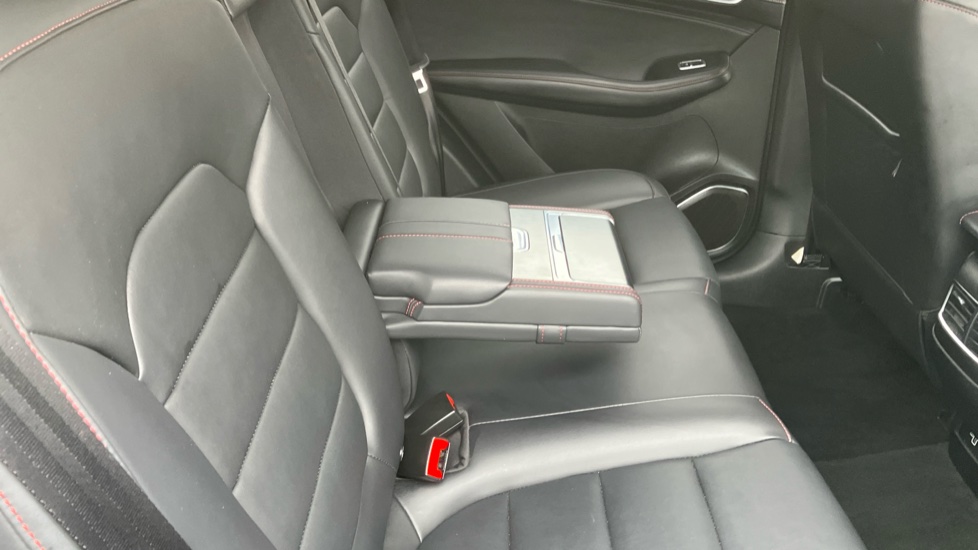 MG HS 1.5 T-GDI SE 5dr Petrol Hatchback - Image 34