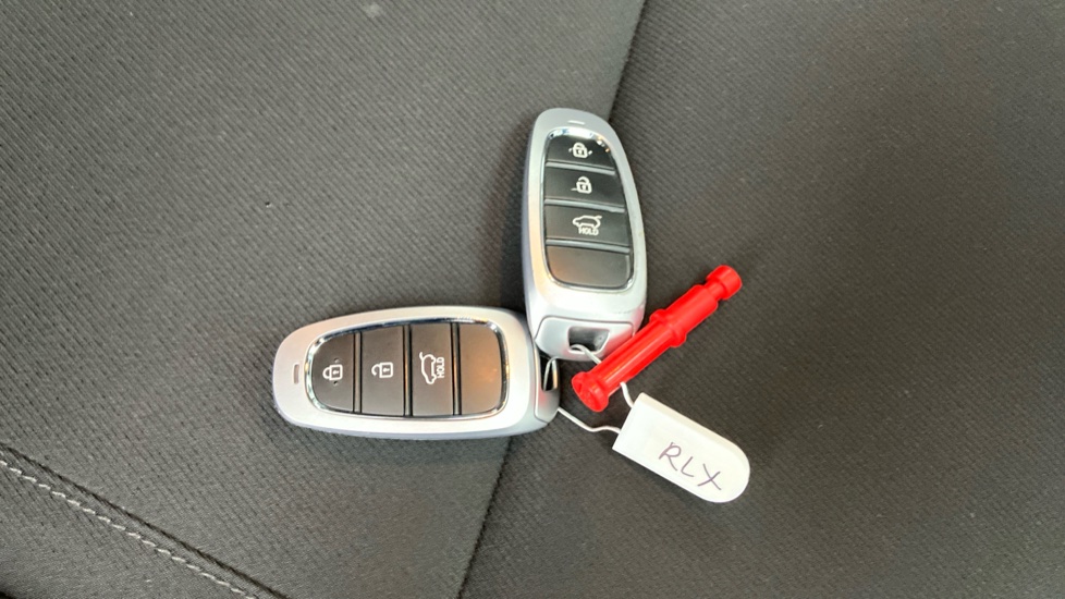 Hyundai TUCSON 1.6 TGDi Hybrid 230 Premium 5dr 2WD Auto Hybrid Estate - Image 20