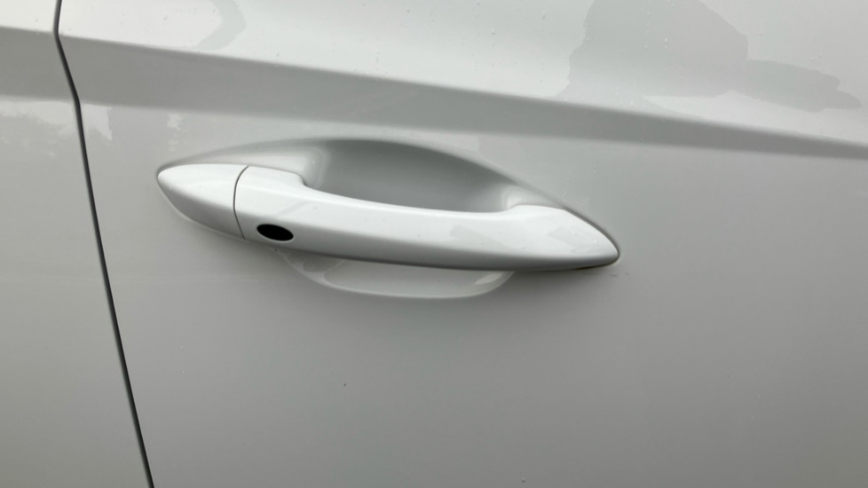 Hyundai TUCSON 1.6 TGDi Hybrid 230 Premium 5dr 2WD Auto Hybrid Estate - Image 23