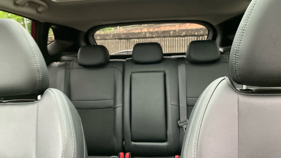 Nissan Qashqai 1.3 DiG-T Tekna 5dr Petrol Hatchback - Image 15