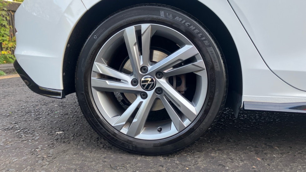 Volkswagen Golf 1.5 eTSI 150 R-Line 5dr DSG Petrol Hatchback - Image 7