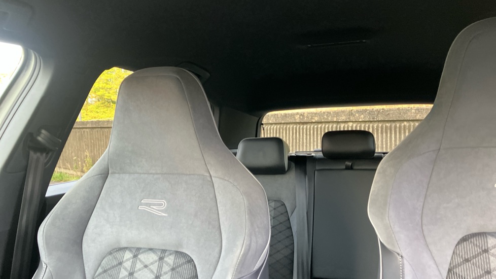 Volkswagen Golf 1.5 eTSI 150 R-Line 5dr DSG Petrol Hatchback - Image 15