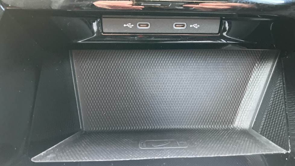Volkswagen Golf 1.5 eTSI 150 R-Line 5dr DSG Petrol Hatchback - Image 48