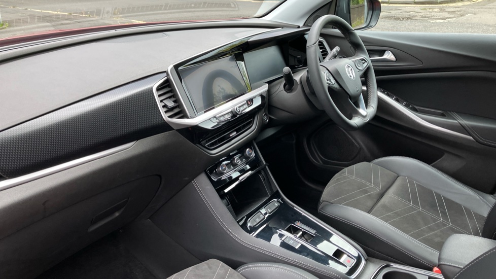 Vauxhall Grandland 1.2 Turbo Ultimate 5dr Auto Petrol Hatchback - Image 9