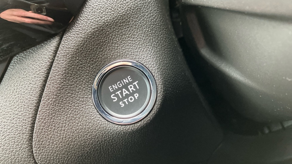 Vauxhall Grandland 1.2 Turbo Ultimate 5dr Auto Petrol Hatchback - Image 40