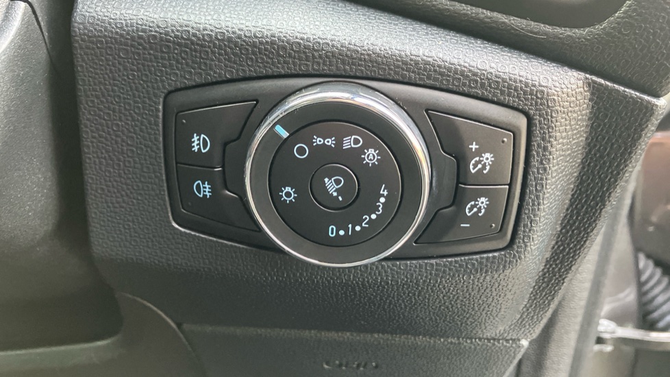 Ford EcoSport 1.0 EcoBoost 125 Titanium 5dr Auto Petrol Hatchback - Image 37