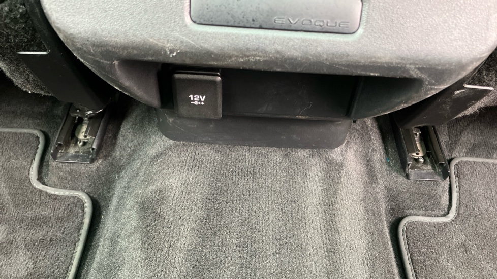 Land Rover Range Rover Evoque 2.0 D150 S 5dr Auto Diesel Hatchback - Image 35