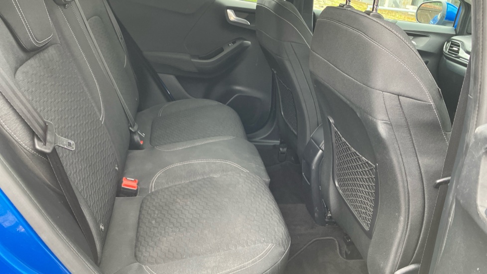 Ford Puma 1.0 EcoBoost Hybrid mHEV Titanium Design 5dr DCT Petrol Hatchback - Image 16