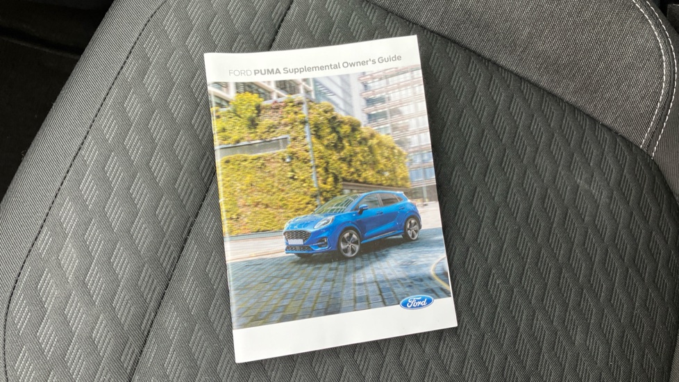 Ford Puma 1.0 EcoBoost Hybrid mHEV Titanium Design 5dr DCT Petrol Hatchback - Image 19