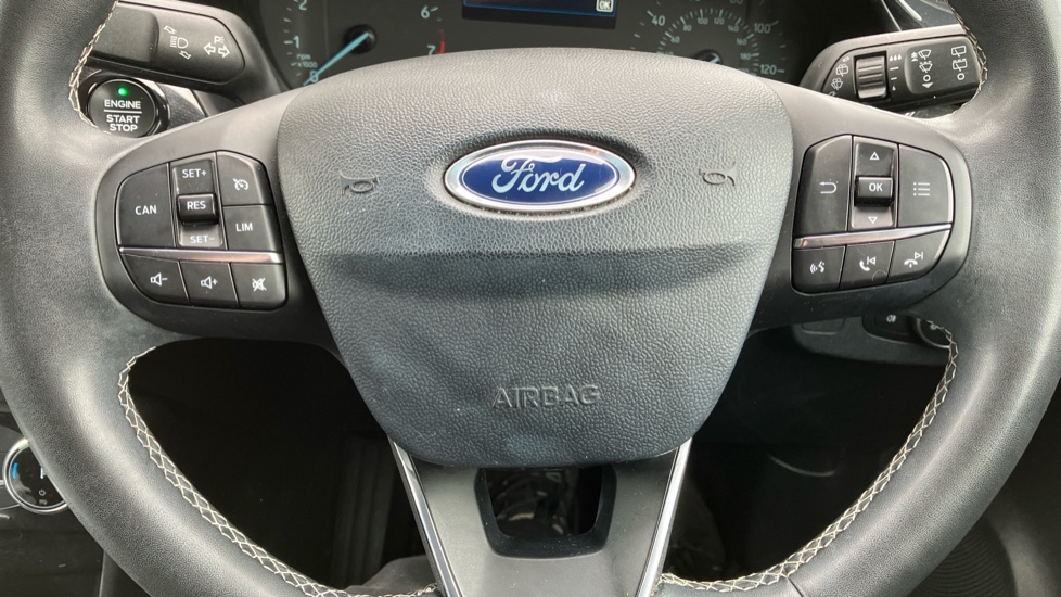 Ford Puma 1.0 EcoBoost Hybrid mHEV Titanium Design 5dr DCT Petrol Hatchback - Image 35