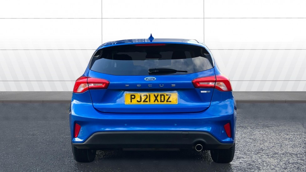 Ford Focus 1.0 EcoBoost Hybrid mHEV 125 Titanium Edition 5dr Petrol Hatchback - Image 6