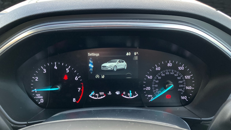 Ford Focus 1.0 EcoBoost Hybrid mHEV 125 Titanium Edition 5dr Petrol Hatchback - Image 18