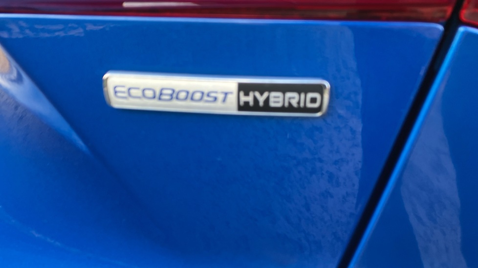 Ford Focus 1.0 EcoBoost Hybrid mHEV 125 Titanium Edition 5dr Petrol Hatchback - Image 26