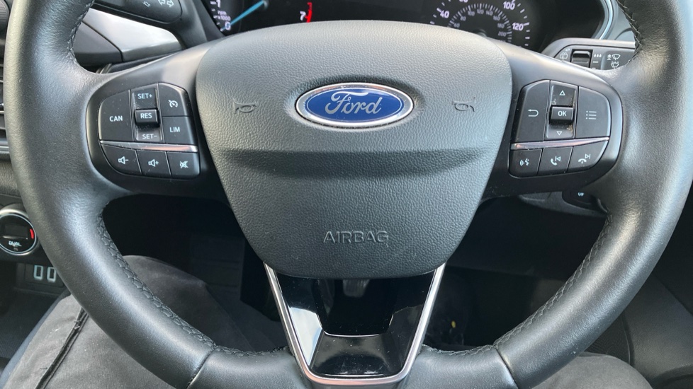 Ford Focus 1.0 EcoBoost Hybrid mHEV 125 Titanium Edition 5dr Petrol Hatchback - Image 39