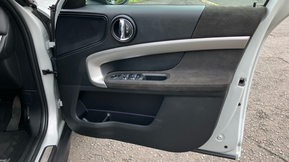 MINI Countryman 2.0 Cooper S Exclusive 5dr Auto Petrol Hatchback - Image 34